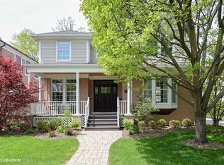 215 Central Park Ave, Wilmette, IL