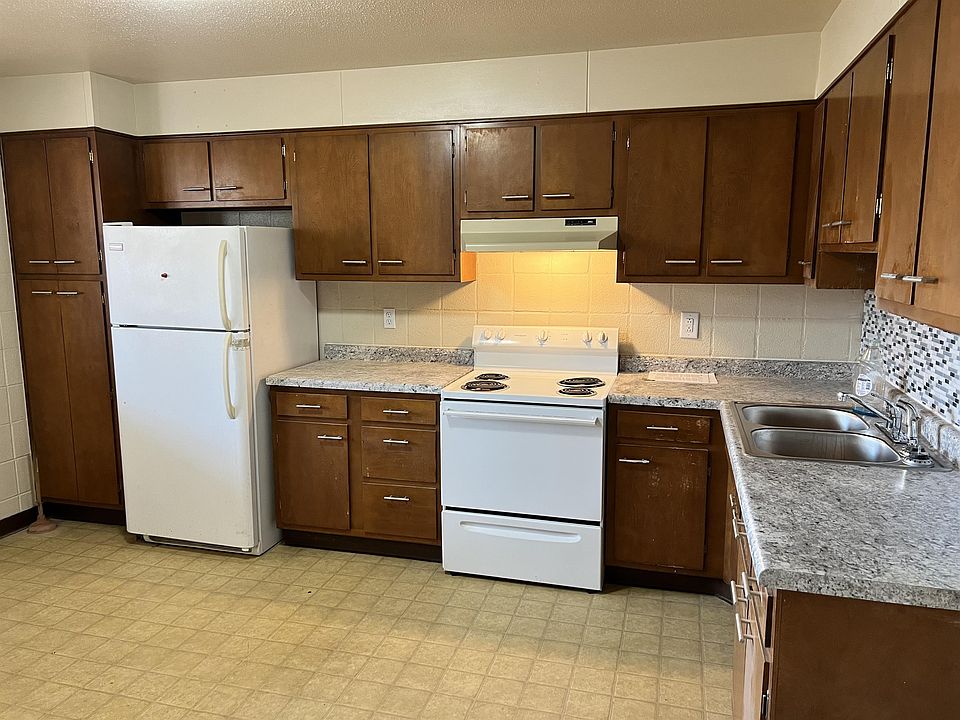 1st image of 1118 E Morton Ave #10971550