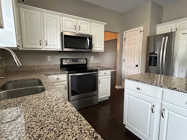 10109 Spring Gate Dr — Photo 7