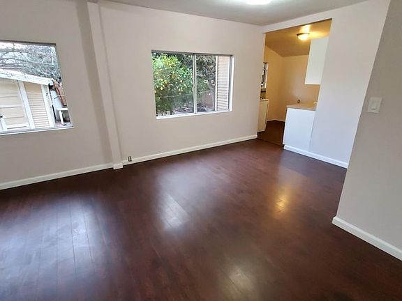 2nd image of 340 W Acacia Ave #1/2