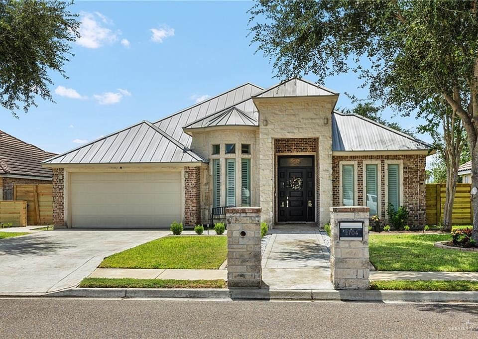 1st image of 2704 E Bluebonnet Ln