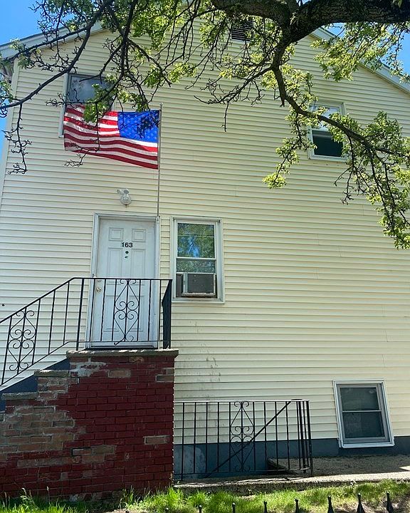1st image of 165 College Ave #A