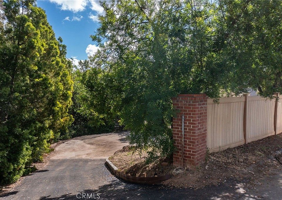 1st image of 4874 Palo Dr