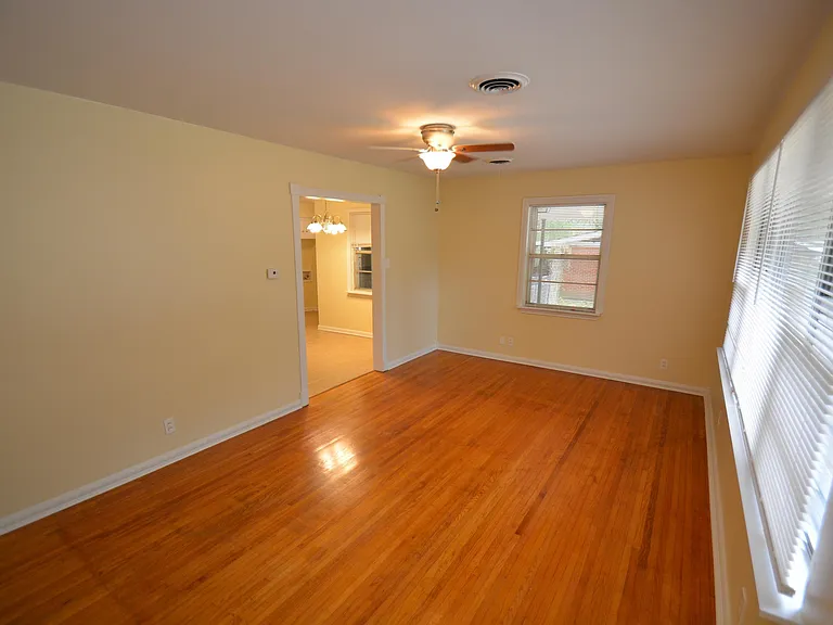 5709 Windamere Dr — Photo 5