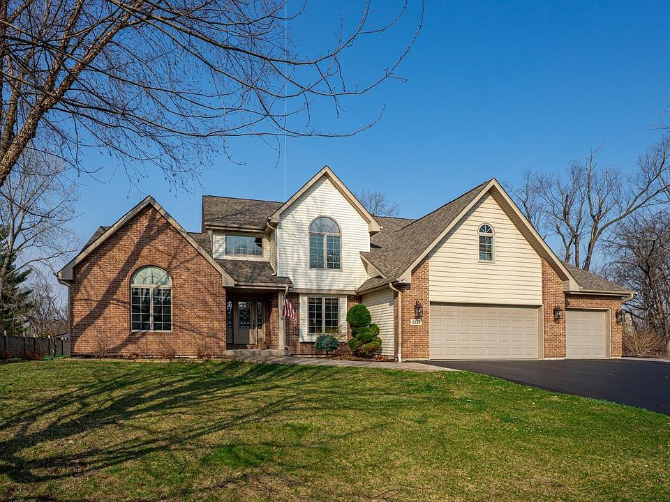 1st image of 1354 University Dr