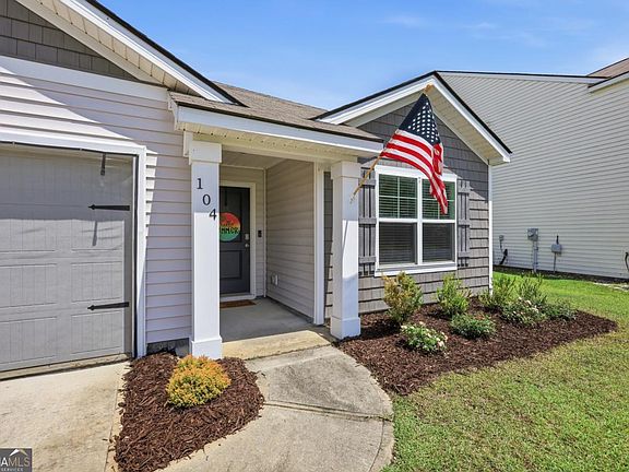2nd image of 104 Cotton Bluff Ct