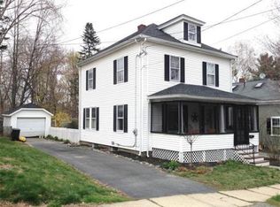 15 Carpenter St, Amesbury, MA 01913