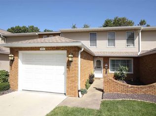 1302 Normandy Dr, Godfrey, IL