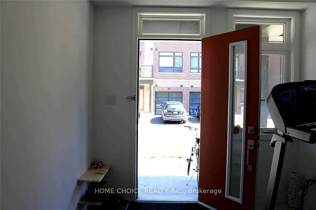 3 bed, $2,750 — Photo 3