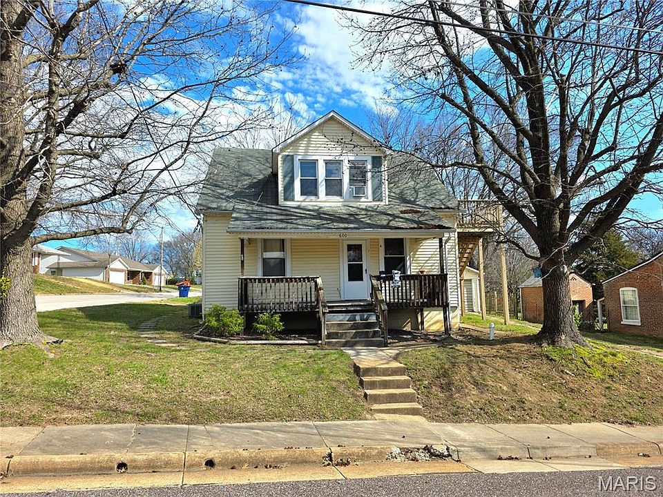 1st image of 600 Locust St