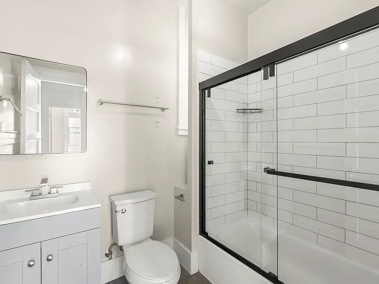2425 Mission St #B — Photo 35