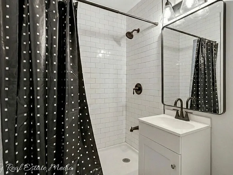 504 Brunswick Dr — Photo 10