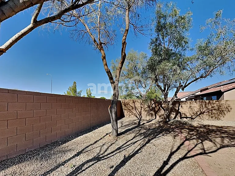 10143 W Preston Ln — Photo 21