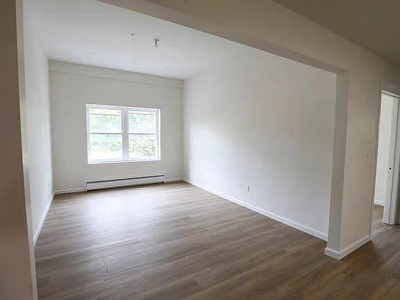 4th image of 190 Broadway Rte #2A