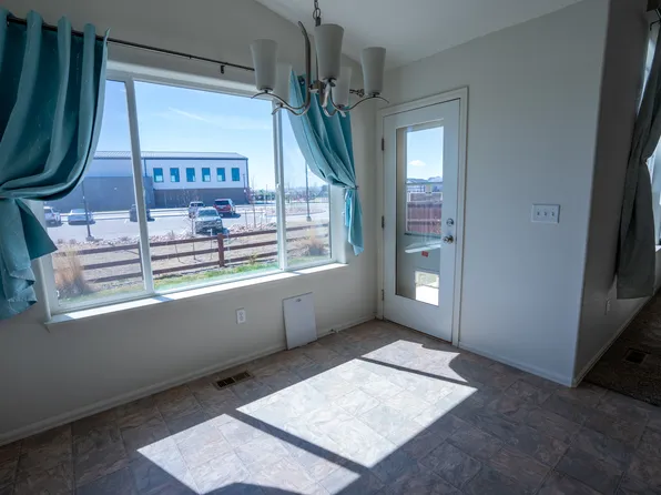 2008 Thundercloud Dr, Windsor, CO 80550