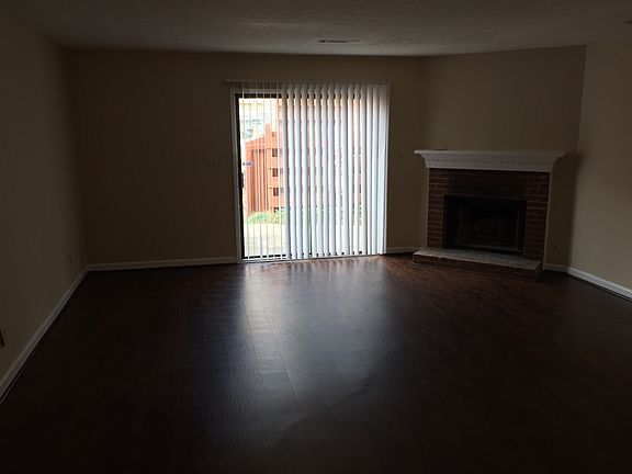 living room looking toward back of house