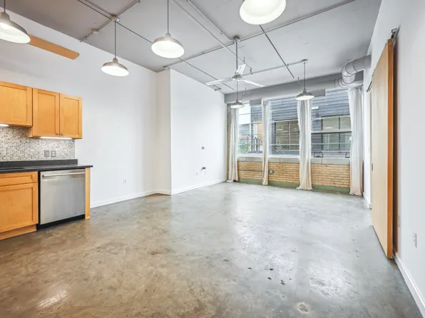 701 Lamont St NW APT 34, Washington, DC 20010
