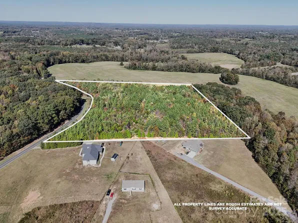 1117 Hoyt Scott Rd, Bear Creek, NC 27207