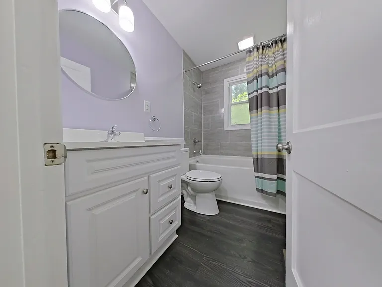 616 Hedrick Ave — Photo 8