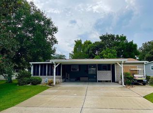 1700 Shady Ln #M-17, Grand Island, FL 32735