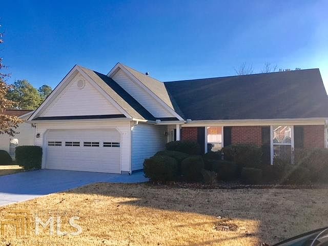 1st image of 2452 Hillvale Cir
