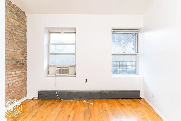 Rented by MySpaceNYC | media 8