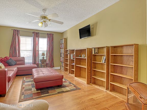 3rd image of 1817 Pace Dr NW