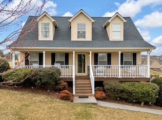 730 Walkers Bend Rd, Johnson City, TN 37615