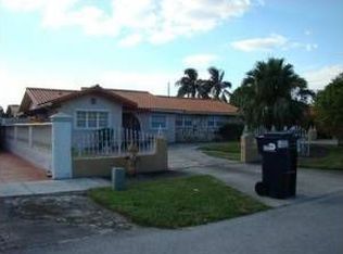 32 SW 132nd Ct, Miami, FL 33184