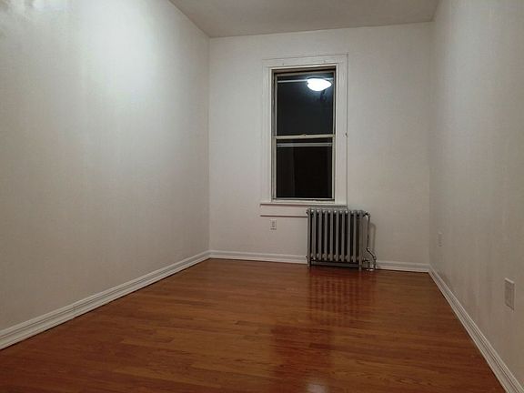 3rd image of 54 Battery Ave
