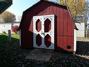 4th image of 631 McGuire Dr