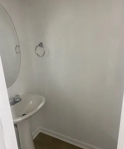 112 Chastain Cir — Photo 23