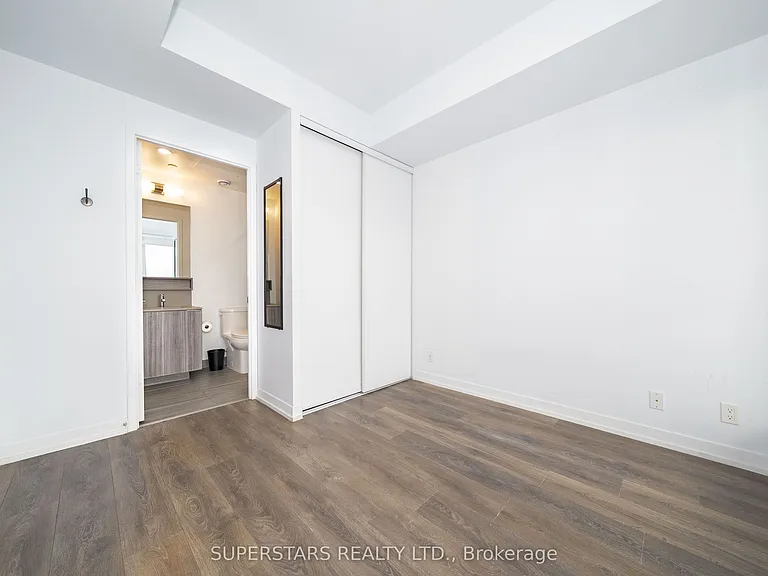 5 Buttermill Ave #1905 — Photo 17