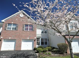 82 Windsor Pond Rd, Princeton Junction, NJ 08550