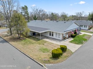 20 Sycamore Rd APT D, Manahawkin, NJ 08050