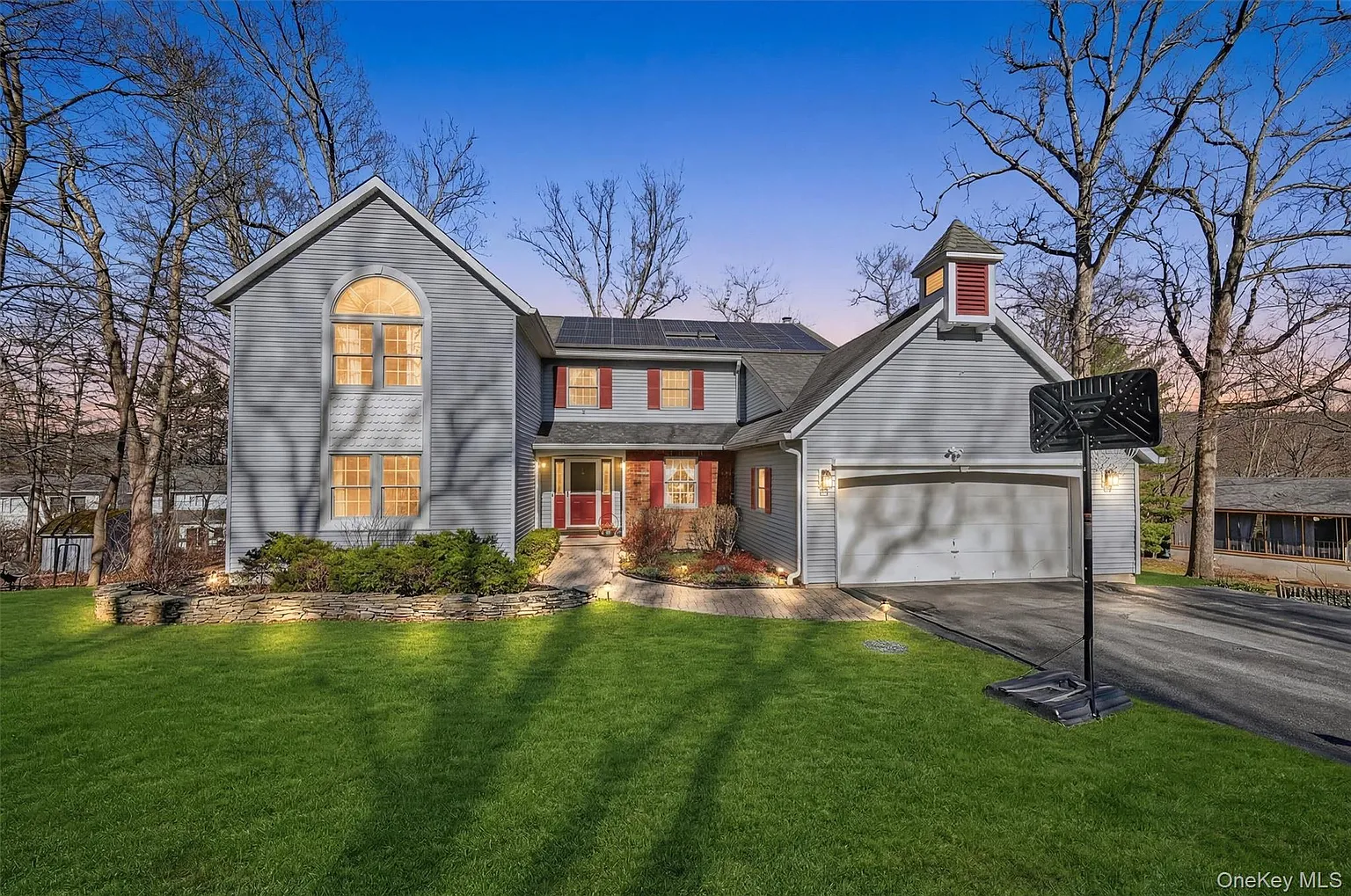 22 Dogwood Drive photo 1