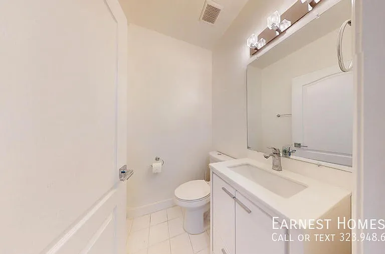 4348 Mammoth Ave #303 — Photo 14