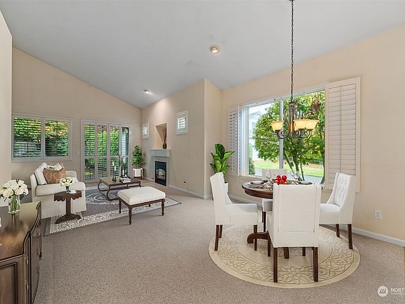 2nd image of 4301 40th Avenue NE