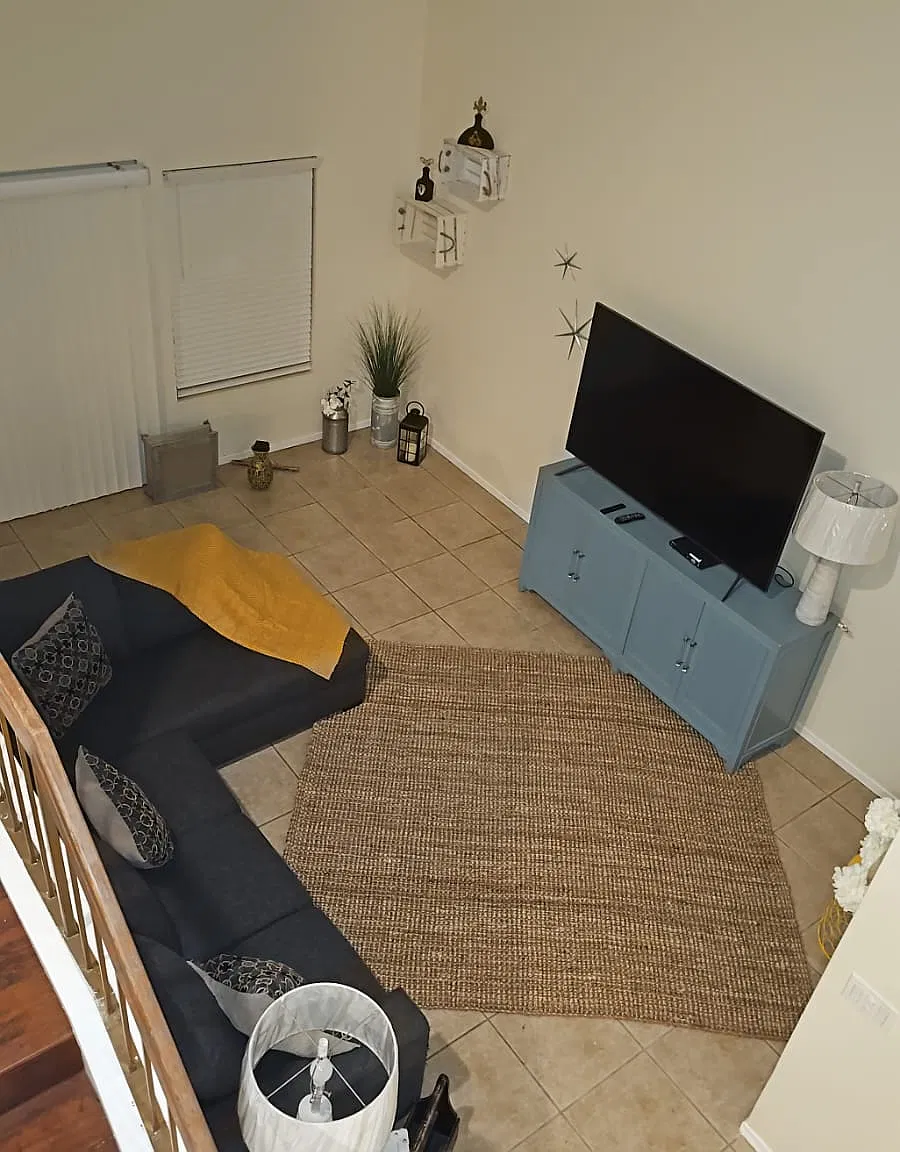 4 bed, 2.5 bath, 1889 sqft, $5,500 — Photo 3
