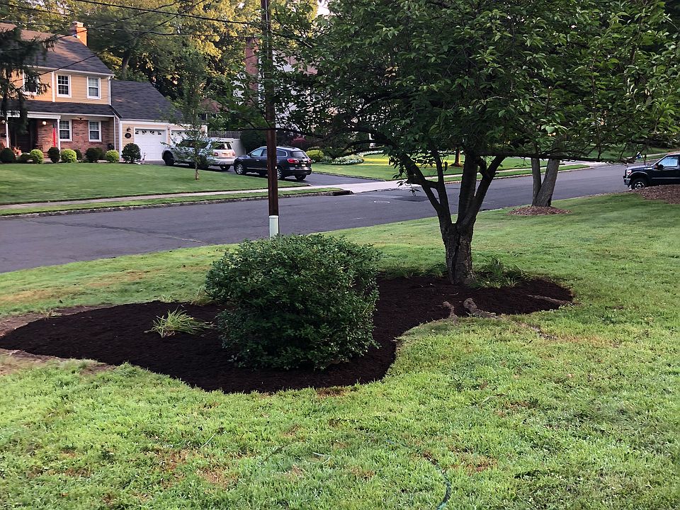 2nd image of 15 Bristol Ct