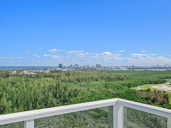 5th image of 15051 Royal Oaks Lane #2106