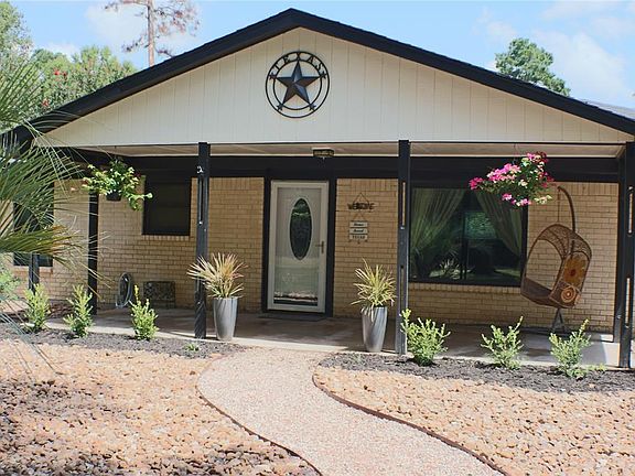 2nd image of 22261 Dogwood Dr