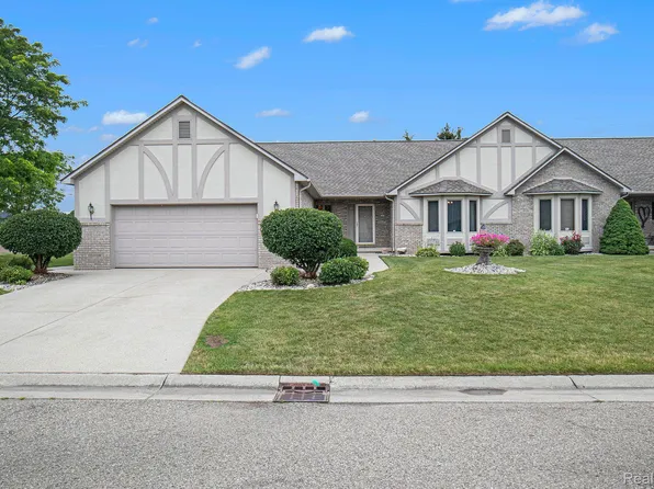 5212 Wyndemere Common Sq, Swartz Creek, MI 48473