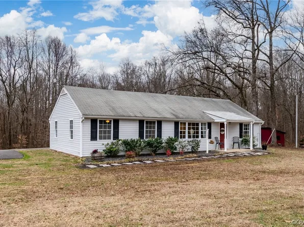 17611 Whitaker Rd, Amelia Court House, VA 23002