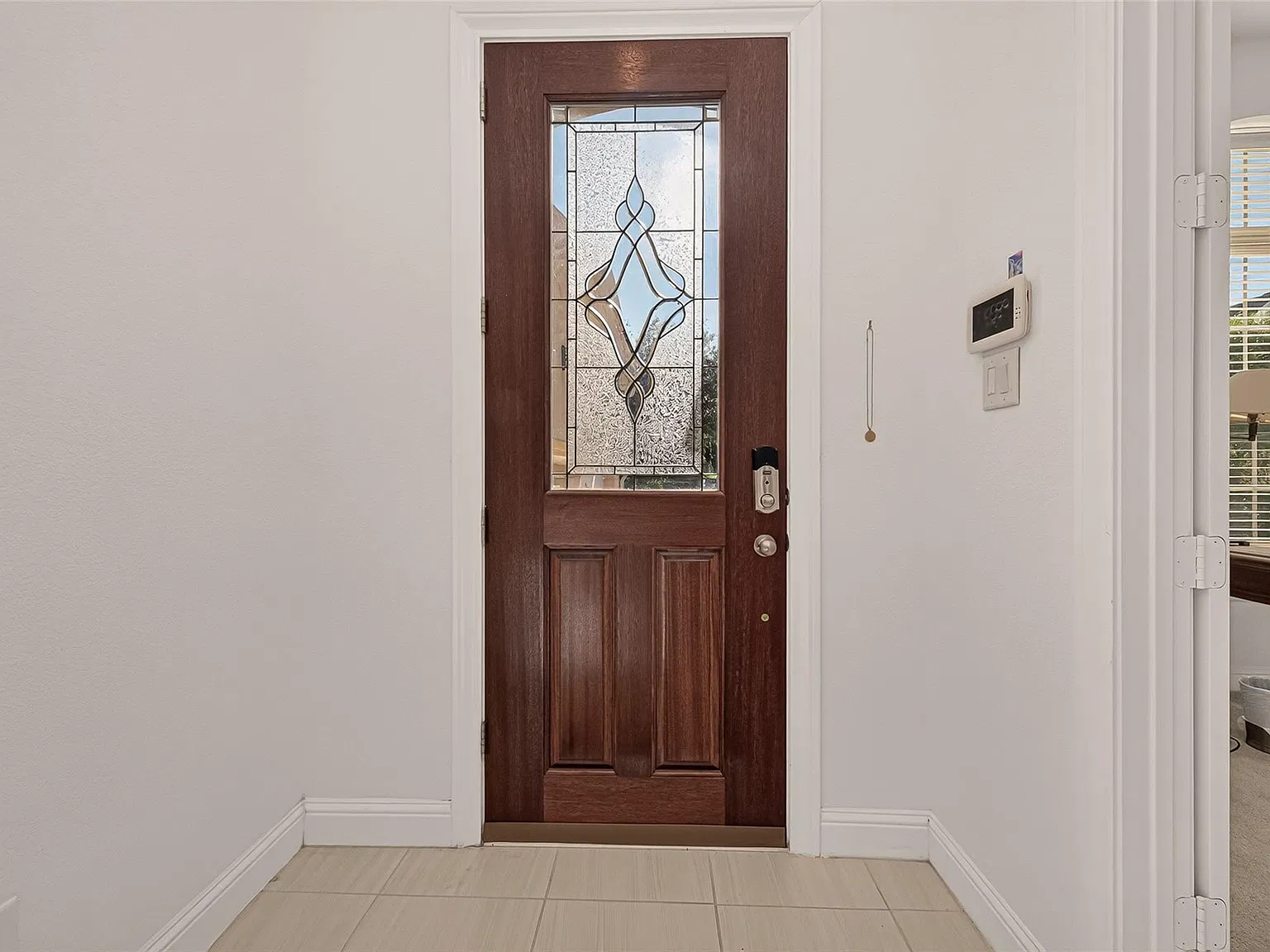 3 bed, 2.5 bath, 2983 sqft, $4,950 — Photo 4