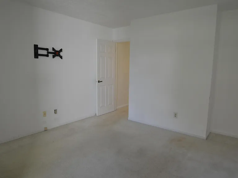 7212 Eagle Cove North Dr — Photo 5
