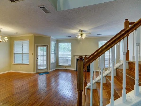 7 N Spiral Vine Cir, Spring, TX 77381