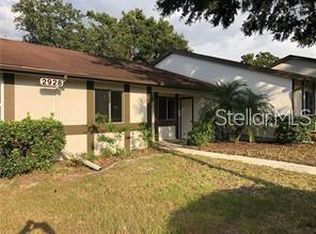 2928 Bancroft Cir E APT E, Palm Harbor, FL 34683