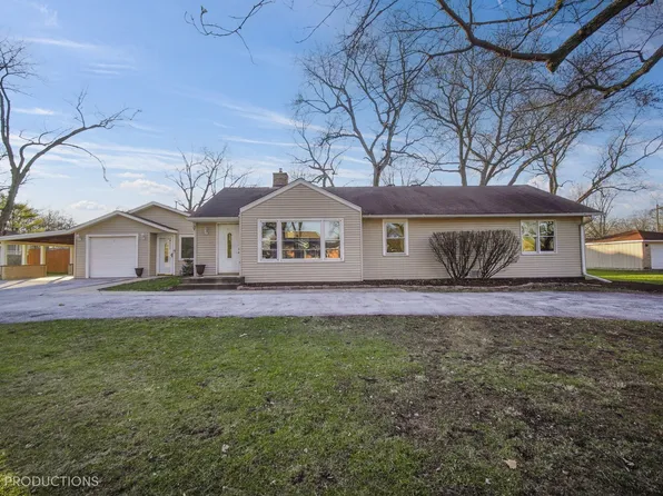 12324 S 74th Ave, Palos Heights, IL 60463