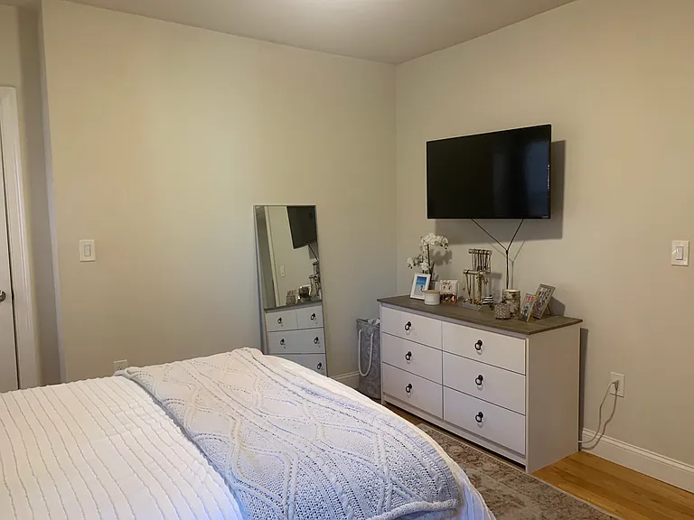 117 Webster Ave #3 — Photo 14